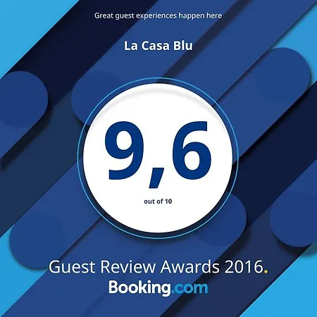 La Casa Blu Holiday home *
